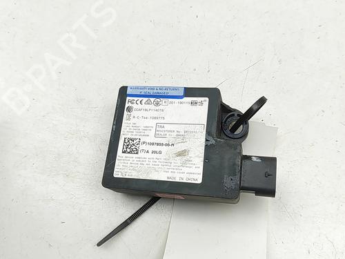 Module électronique Module électronique TESLA MODEL 3 (5YJ3) EV AWD (441 hp) 33732550 33732550