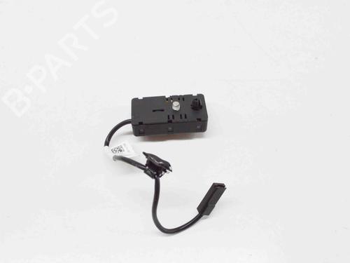 Used Electronic module TESLA MODEL 3 (5YJ3) EV AWD (441 hp) 27763413