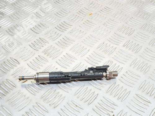 Used Injection rail Injection rail BMW 5 (F10) 535 i (306 hp) 6865025 6865025