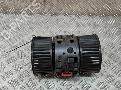 Moteur de chauffage OPEL VIVARO B Van (X82) 1.6 CDTI (05) (116 hp) 16076279