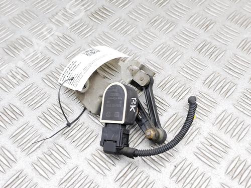 Used Electronic sensor Electronic sensor MERCEDES-BENZ GLC (X253) 220 d 4-matic (253.915) (194 hp) 40605684 40605684