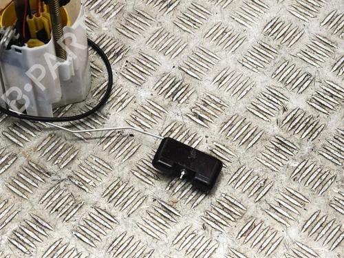 Fuel pump RENAULT MASTER III Van (FV) 2.3 dCi 180 FWD (FV04, FV07) | BP27758875M76 - Image 3