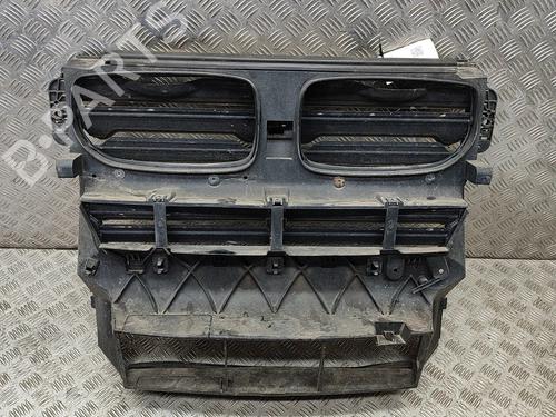 Used Grille Grille BMW X5 (E70) xDrive 40 d (306 hp) 19427655 19427655