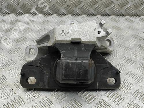 Used Engine mount Engine mount MAZDA CX-30 (DM) SKYACTIV-G M Hybrid (122 hp) 33370039 33370039