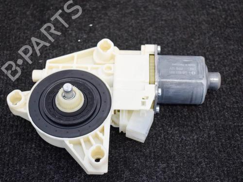 Right front window motor MERCEDES-BENZ GLA-CLASS (X156) GLA 200 (156.943) | BP6748292E20