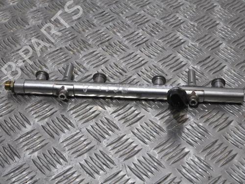 Used Injection rail Injection rail AUDI A5 Convertible (8F7) 1.8 TFSI (170 hp) 6723045 6723045