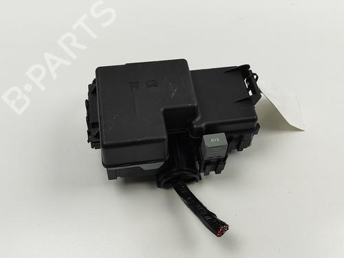 Used Fuse box VOLVO XC60 II (246) T6 Plug-In Hybrid AWD (349 hp) 28433037