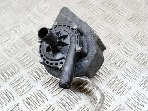 Used Auxiliary water pump TESLA MODEL S (5YJS) 90D AWD (422 hp) 14639161