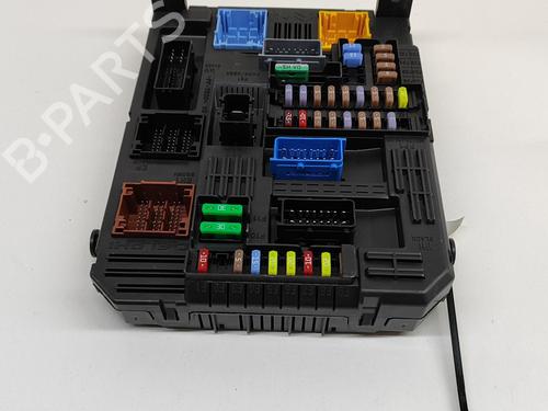 Used Fuse box PEUGEOT 3008 II SUV (MC_, MR_, MJ_, M4_) 1.2 THP/ PureTech 130 (MRHNSM, MRHNSU, MRHNSJ, MRHNYW,... (131 hp) 16536218