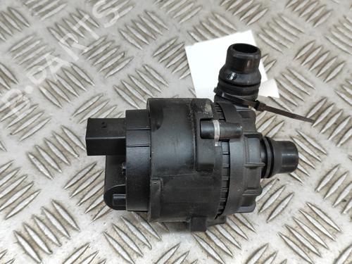 Used Auxiliary water pump BMW i4 (G26) eDrive40 (340 hp) 27770037