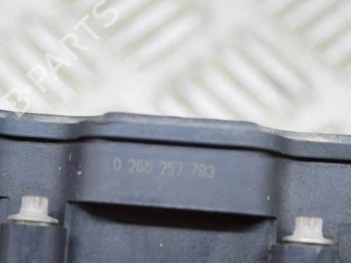 ABS pump TESLA MODEL 3 (5YJ3) EV Performance AWD | BP27758660M43  - Image 9