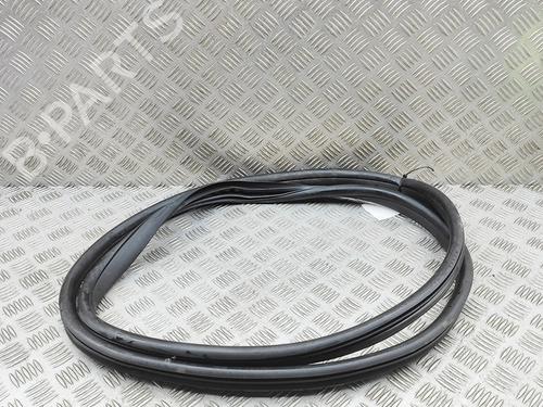 Gummiliste Gummiliste MERCEDES-BENZ E-CLASS (W213) E 300 de (213.016) (194 hp) 36021316 36021316