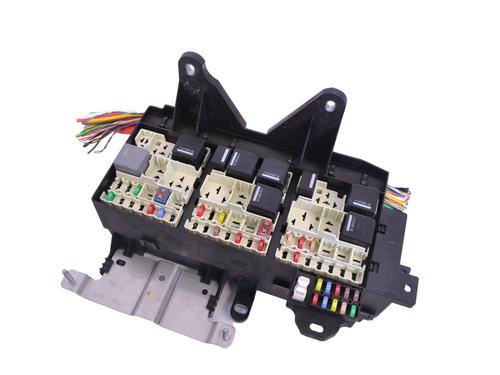 Used Fuse box JAGUAR XF II (X260) 2.0 D (241 hp) 30236865