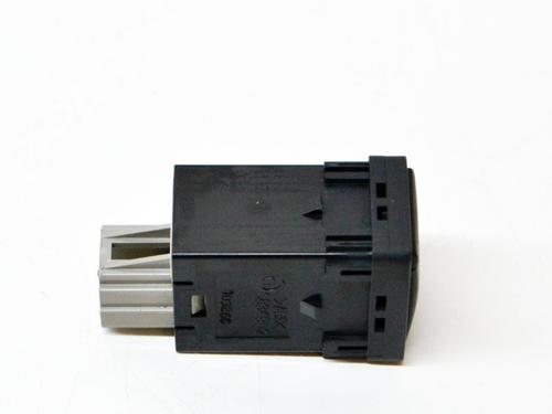 Switch NISSAN LEAF (ZE0) Electric | BP8353135I30 