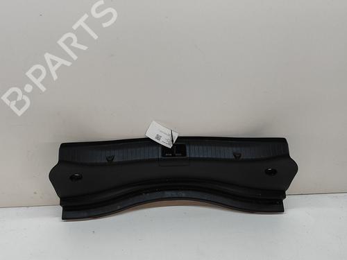 Used Tailgate trim MERCEDES-BENZ CLA Coupe (C117) CLA 180 (117.342) (122 hp) 18739484