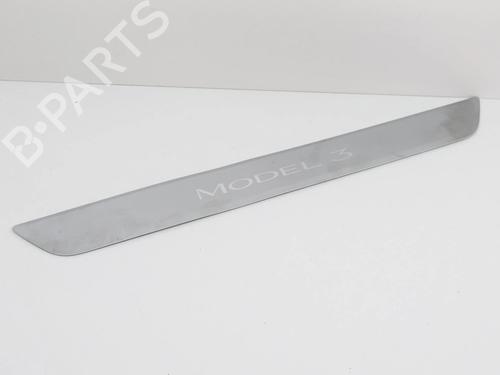 Used Step Step TESLA MODEL 3 (5YJ3) EV (283 hp) 27748970 27748970