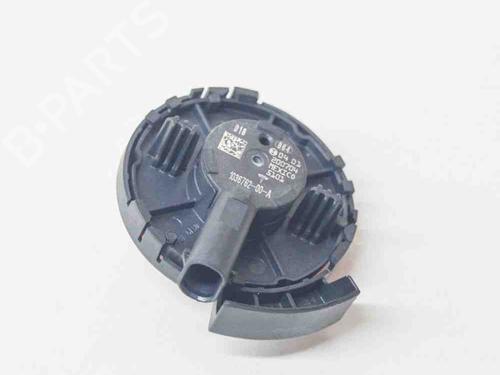 Used Electronic sensor TESLA MODEL 3 (5YJ3) EV AWD (351 hp) 27751505