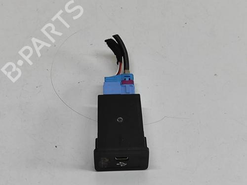 Used Electronic module Electronic module MERCEDES-BENZ EQB (X243) EQB 300 4-matic (243.608, 243.609) (228 hp) 33375496 33375496