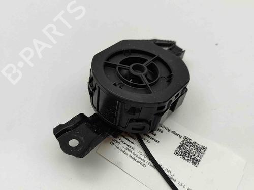 Used Speaker TOYOTA YARIS (_P21_, _PA1_, _PH1_) 1.5 Hybrid (MXPH10, MXPH11) (116 hp) 28559812