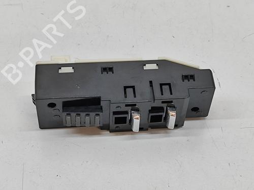 Used Climate control PEUGEOT 5008 II (MC_, MJ_, MR_, M4_) 1.5 BlueHDi 130 (MCYHZJ, MCYHZR, MCYHZX) (131 hp) 28676542