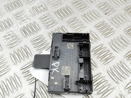 Used Electronic module Electronic module PORSCHE MACAN (95B) 3.0 S Diesel (258 hp) 40460198 40460198