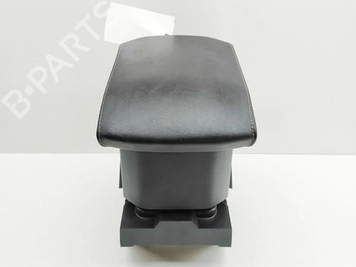 Used Armrest / Center console Armrest / Center console VW T-ROC (A11, D11) 2.0 R 4motion (300 hp) 34037436 34037436