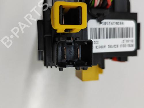 Fuse box PEUGEOT 3008 II SUV (MC_, MR_, MJ_, M4_) 1.6 BlueHDi 120 | BP25219158E1