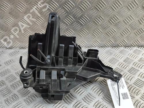 BP27388528E16 main image