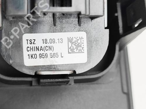 Right front window switch VW PASSAT B7 (362) 2.0 TDI | BP31687395I26  - Image 8