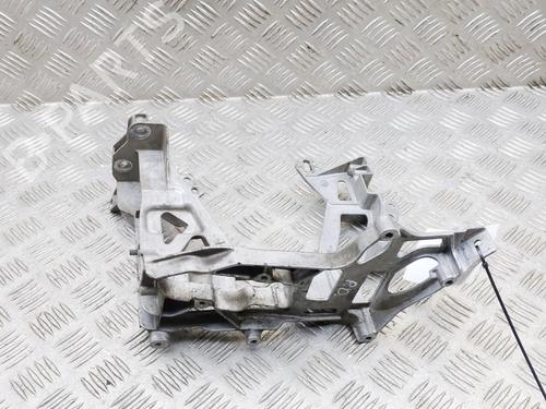 Used Right headlight support Right headlight support MERCEDES-BENZ C-CLASS (W205) C 200 BlueTEC / d (205.037) (136 hp) 40014629 40014629