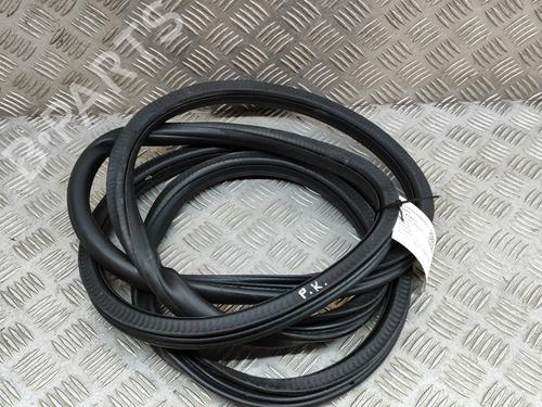 Used Rubber door seal PORSCHE CAYENNE (92A) 3.0 Diesel (262 hp) 16313123