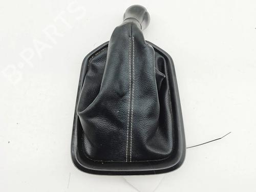 Used Shift knob Shift knob TOYOTA HILUX VIII Pickup (_N1_) 2.4 D 4WD (GUN125_, GUN125R) (150 hp) 34037321 34037321