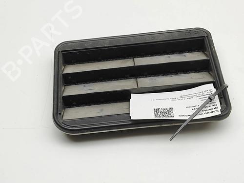 Grill Grill BMW 3 (F30, F80) 330 e (252 hp) 36644650 36644650