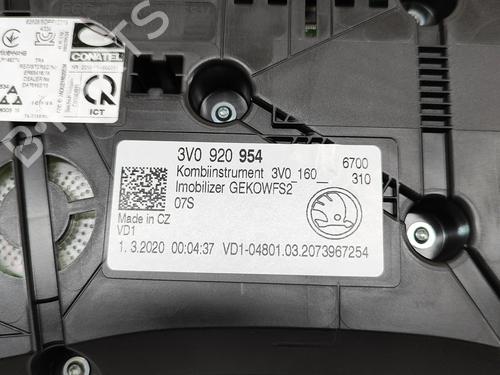 Instrument cluster SKODA SUPERB III Estate (3V5) 1.4 TSI iV | BP27776029C47