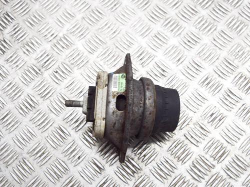 Engine mount LAND ROVER RANGE ROVER SPORT I (L320) 3.0 D 4x4 | BP9296477M89 
