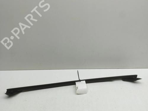 Used Door moulding trim Door moulding trim PORSCHE PANAMERA (971) 2.9 4 E-Hybrid (97ABE1, 97BBE1, 97ABX1) (462 hp) 33624787 33624787