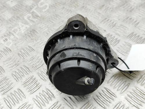 Used Engine mount Engine mount BMW 7 (G11, G12) 745 Le Plug-in-Hybrid xDrive (286 hp) 32973341 32973341