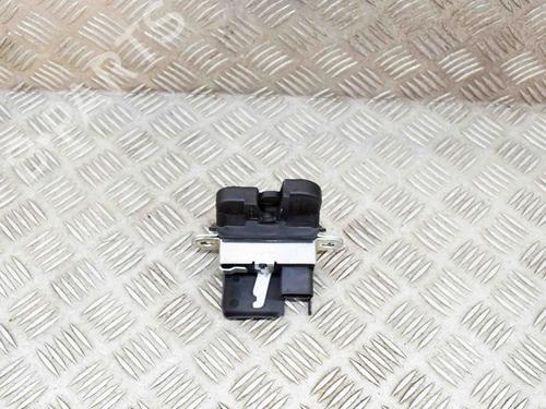 Used Tailgate lock VW GOLF VII (5G1, BQ1, BE1, BE2) 2.0 GTI (230 hp) 10557842