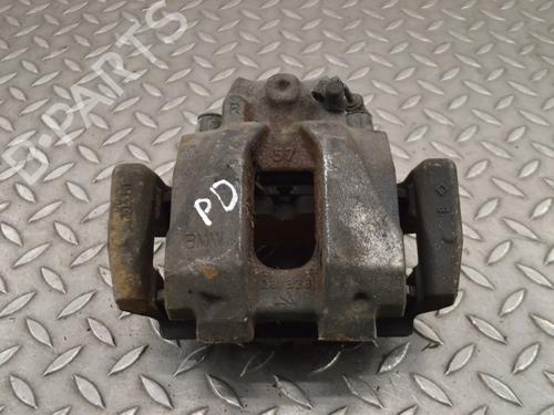 Used Right front brake caliper Right front brake caliper 30282406 30282406