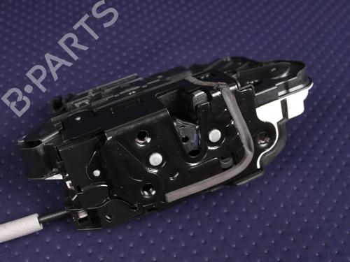 Used Front right lock VW TIGUAN (5N_) 2.0 TDI (150 hp) 9868950