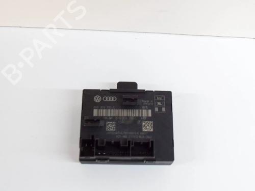 Used Electronic module Electronic module AUDI Q3 (8UB, 8UG) 2.0 TDI quattro (177 hp) 10673453 10673453
