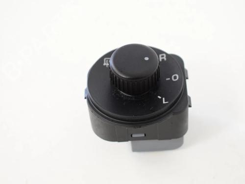 switch-vw-scirocco-iii-137-138-2008-2009-2010-2011-2012-2013-2014-2015-2016-2017-2018-33340270 main image