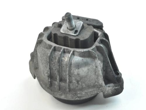 Used Engine mount BMW 3 (E90) 320 d (163 hp) 9898008