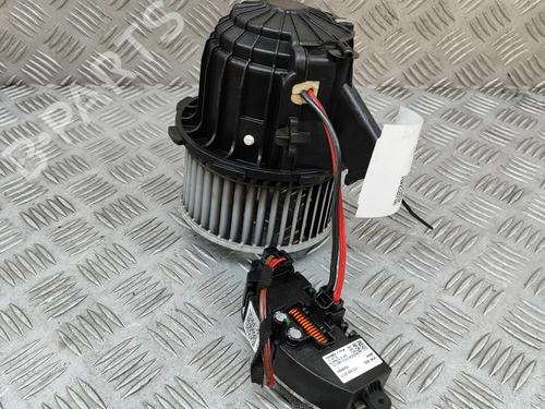Used Heater blower motor PORSCHE MACAN (95B) 3.0 S Diesel (258 hp) 26500628