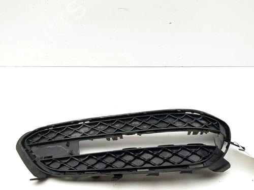 Grelha Grelha MERCEDES-BENZ E-CLASS (W212) E 220 CDI / BlueTEC (212.001, 212.002) (170 hp) 39958579 39958579