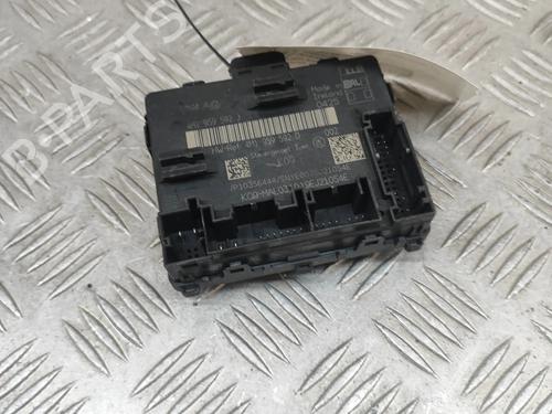 Used Electronic module Electronic module PORSCHE CAYENNE Coupe (9YB) 3.0 AWD (9YBAA1) (340 hp) 33370666 33370666