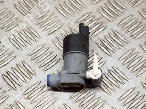 Sprinklervæskepumpe NISSAN QASHQAI II (J11, J11_) 1.3 DIG-T (140 hp) 28430302
