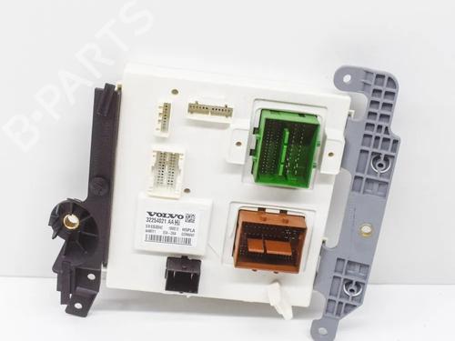 Used Electronic module Electronic module VOLVO V90 II Estate (235) D5 AWD (235 hp) 7798144 7798144