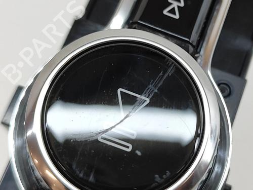 Switch VOLVO XC40 (536) B4 Mild-Hybrid | BP27776267I30 