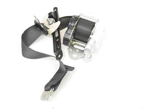 Ceinture de sécurité avant gauche LEXUS GS (_L1_) 300h (AWL10_, AWL10R) (223 hp) 30214227